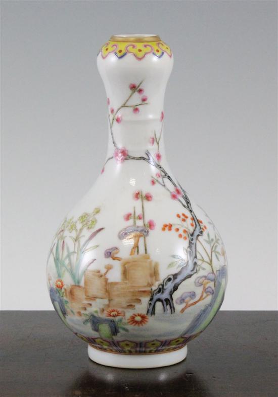 A Chinese famille rose bottle