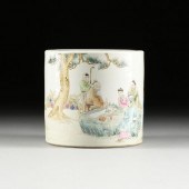 A CHINESE FAMILLE ROSE ENAMELE