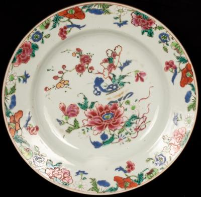 A Chinese famille rose plate with