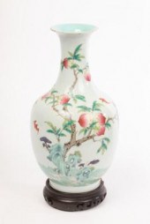 A Chinese famille rose porcela