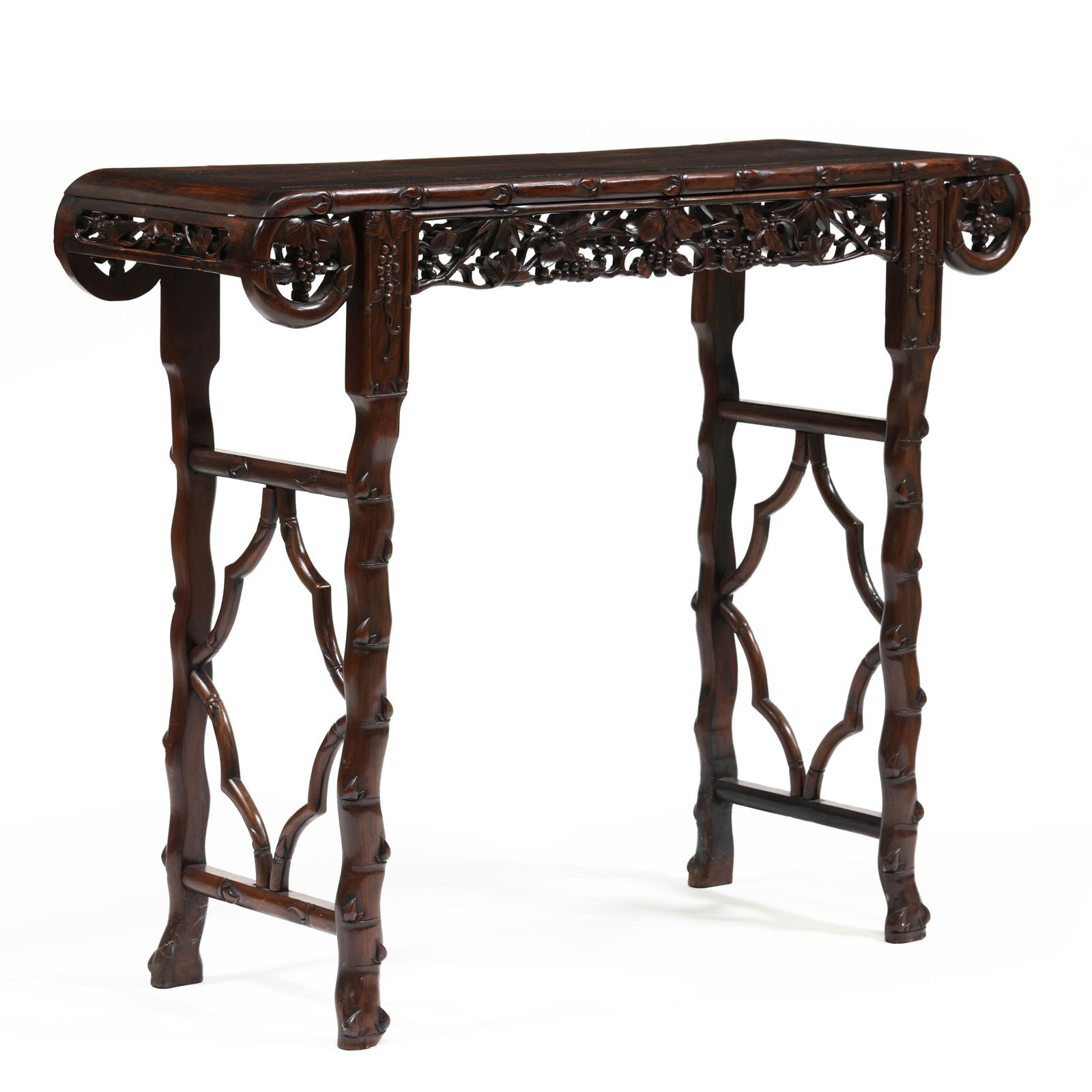 A CHINESE FINELY CARVED HARDWOOD