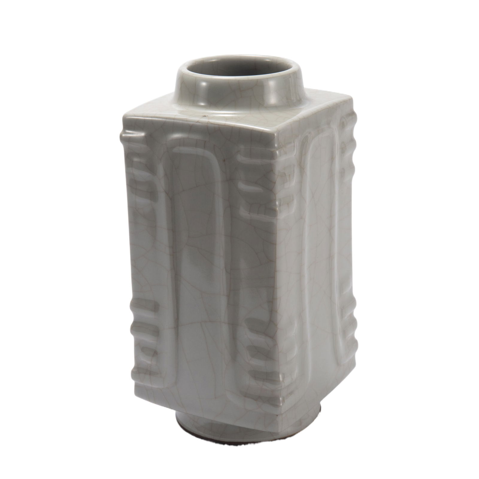 A CHINESE GE-TYPE PORCELAIN CONG