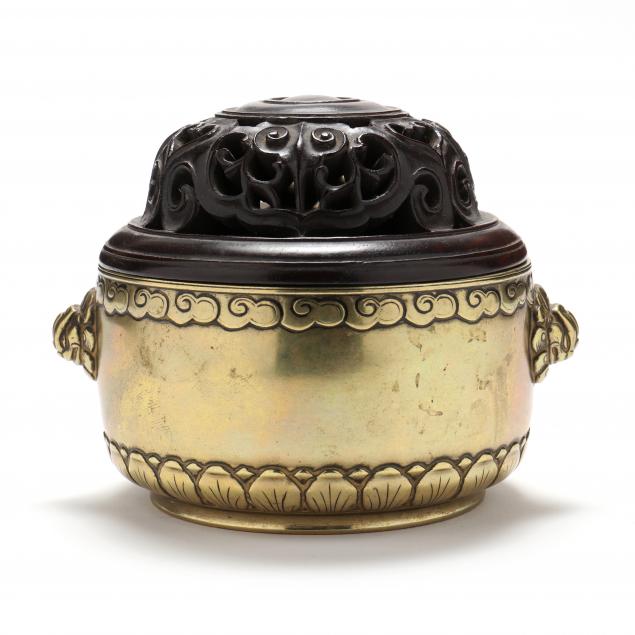 A CHINESE GILT BRONZE INCENSE