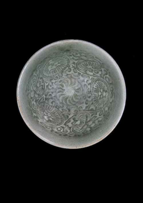 A Chinese green glazed press