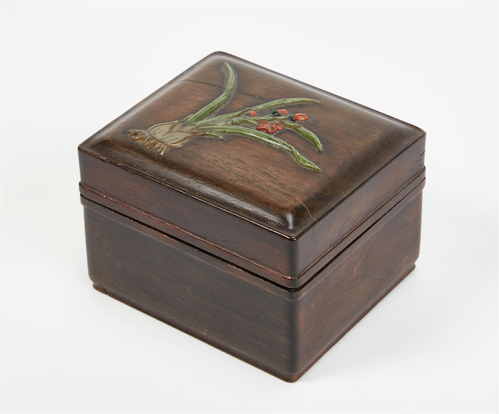 A CHINESE HARDSTONE MOUNTED