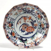 A CHINESE IMARI PORCELAIN BOWL