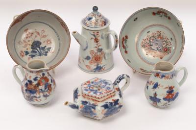 A Chinese Imari tapering coffee pot