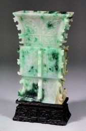 A Chinese jadeite ''Fanghu'' s