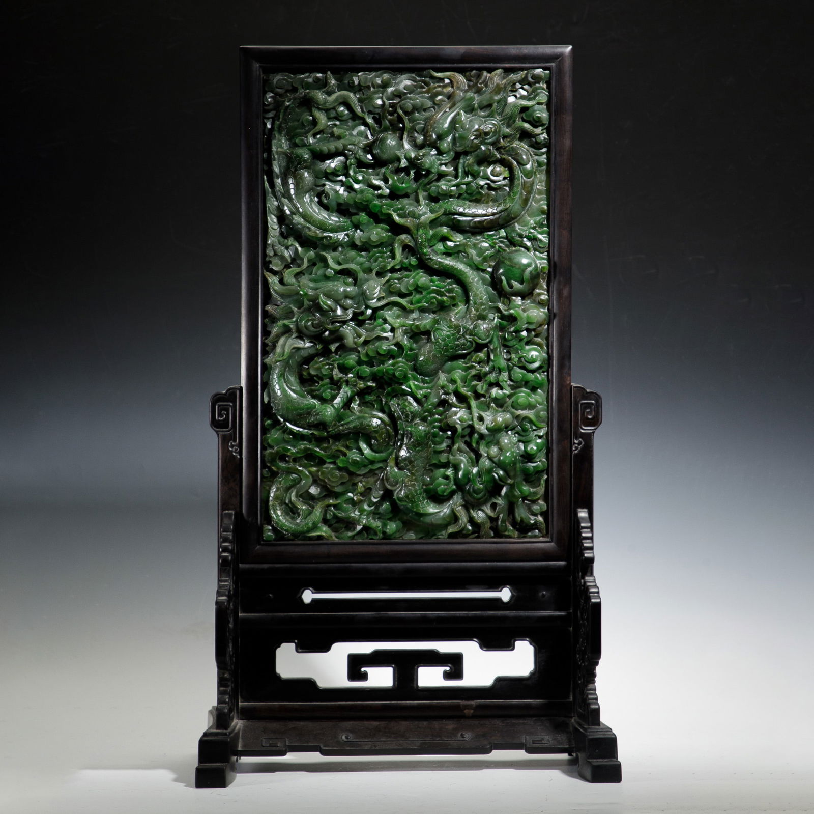 A CHINESE JASPER CARVED TABLE