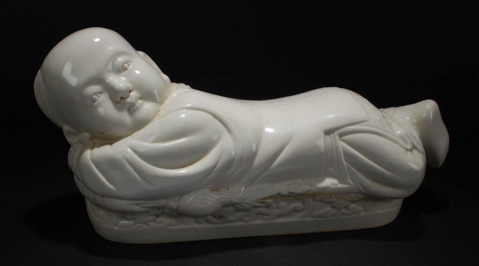 A CHINESE JOYFUL-KID  PORCELAIN