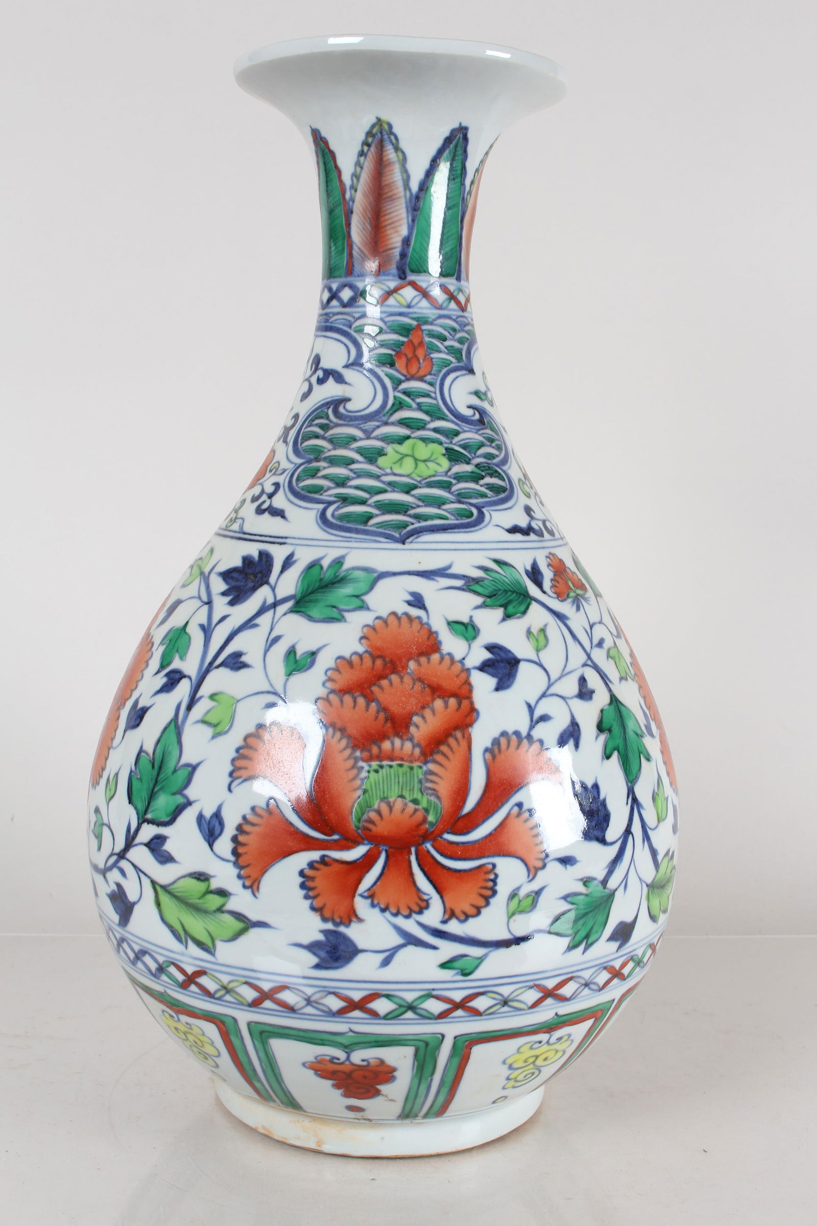 A CHINESE LIDDED STORY-TELLING