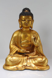 A CHINESE MASSIVE GILT RELIGIO