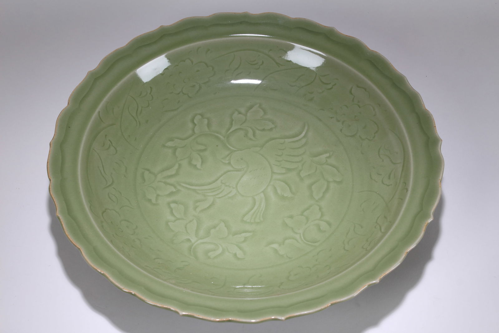 A CHINESE MASSIVE LONGQUAN
