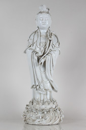 A CHINESE MASSIVE RELIGIOUS DE
