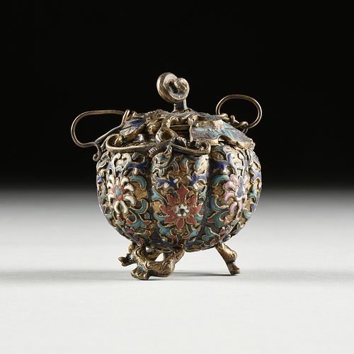 A CHINESE MINIATURE POLYCHROME