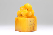 A CHINESE MYTH-BEAST FORTUNE S