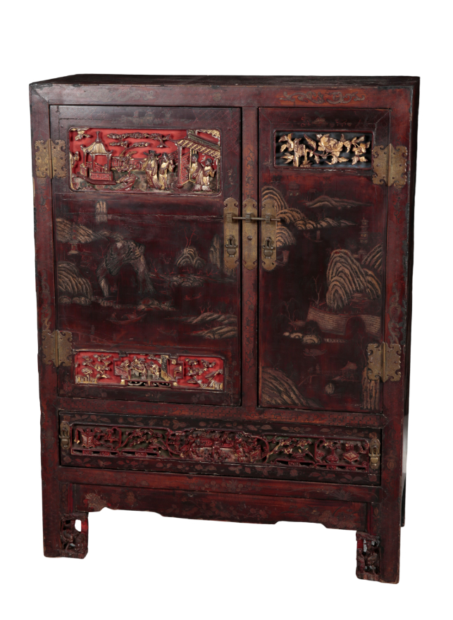 A CHINESE PAINTED CABINET ON