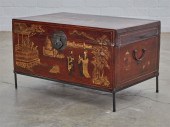 A CHINESE PARCEL GILT AND RED