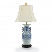 A CHINESE PORCELAIN BLUE AND W