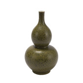 A CHINESE PORCELAIN DOUBLE-GOU
