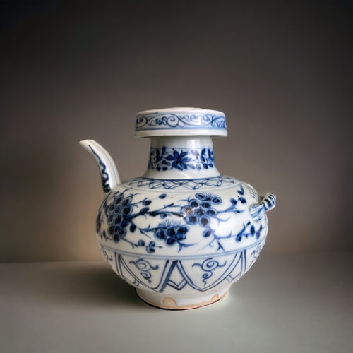 A CHINESE PORCELAIN EWER. Yuan