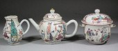 A Chinese porcelain 'Famille R