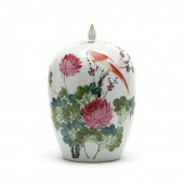 A CHINESE PORCELAIN FAMILLE RO