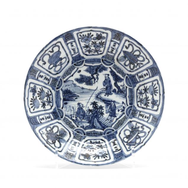 A CHINESE PORCELAIN KRAAK BLUE