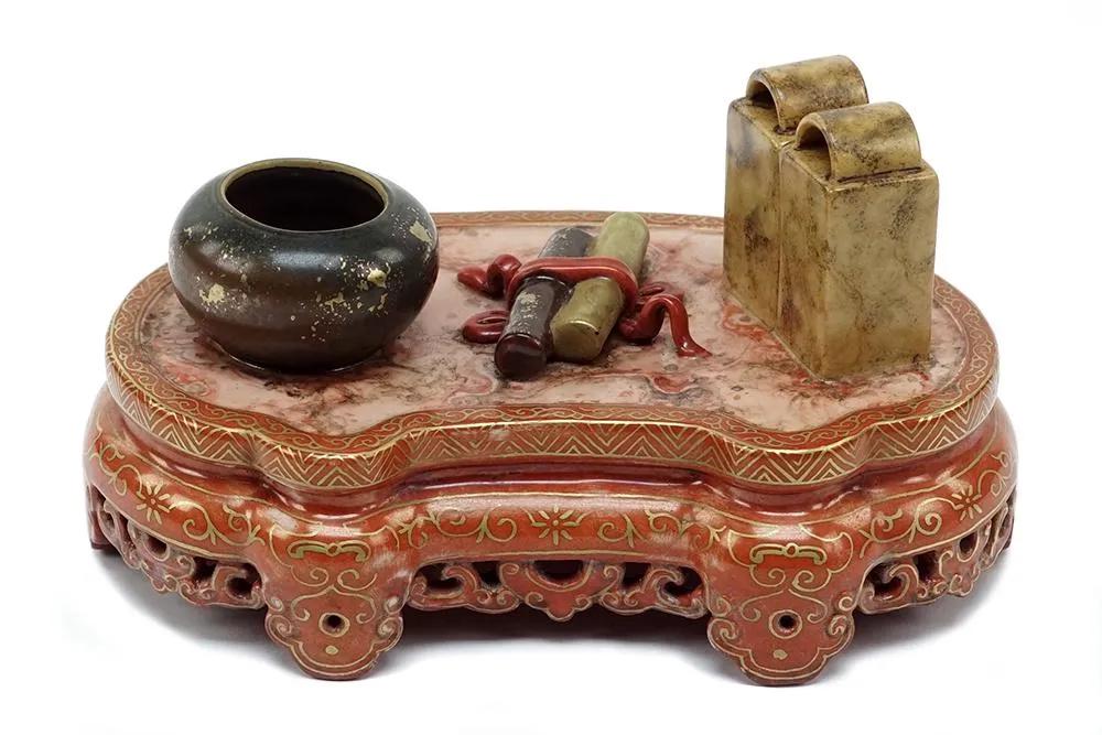A CHINESE PORCELAIN SCHOLAR'S