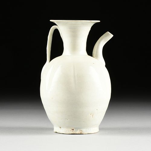 A CHINESE QINGBAI GLAZE LOBED EWER,