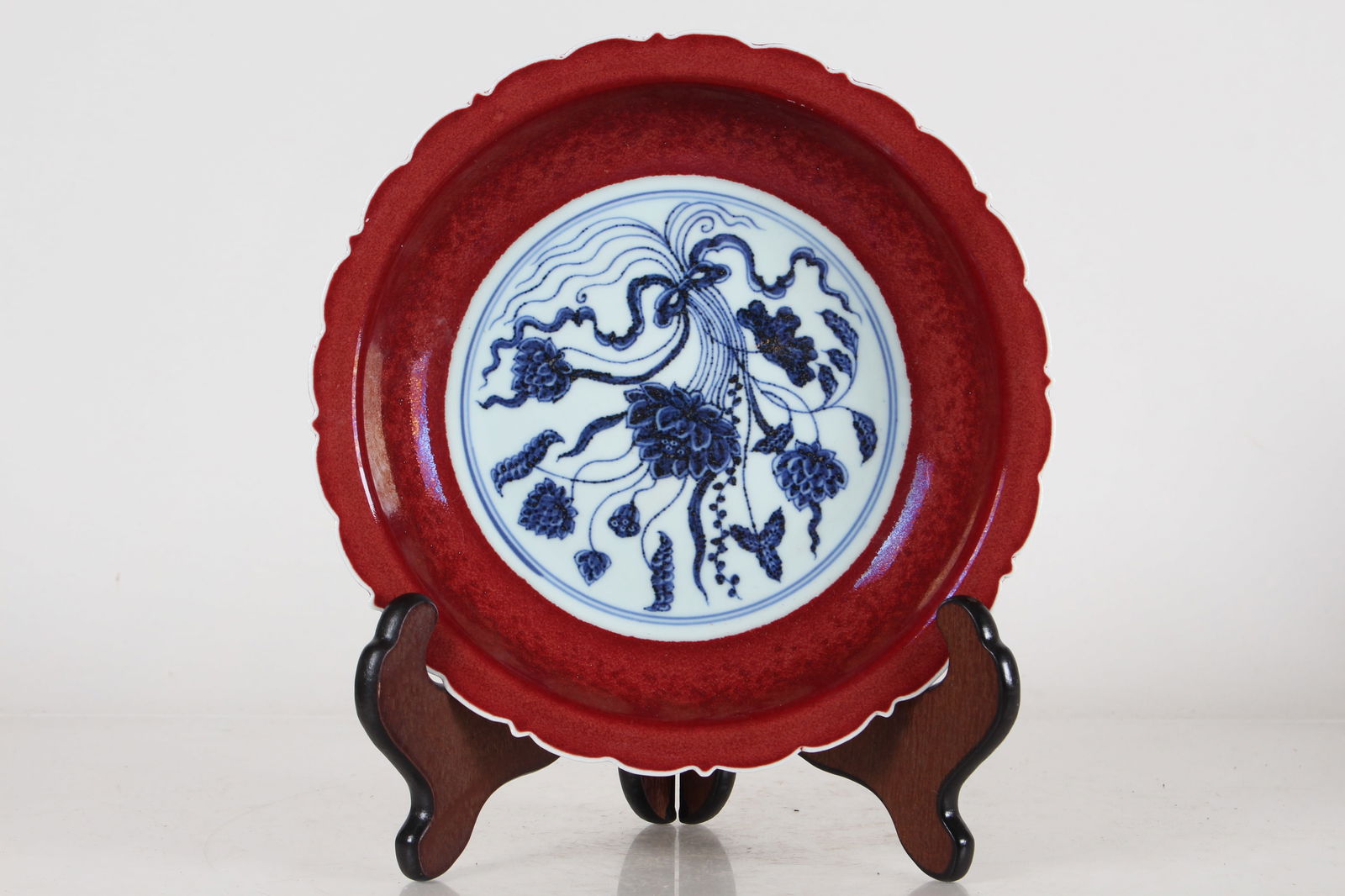 A CHINESE RED-CODING PORCELAIN