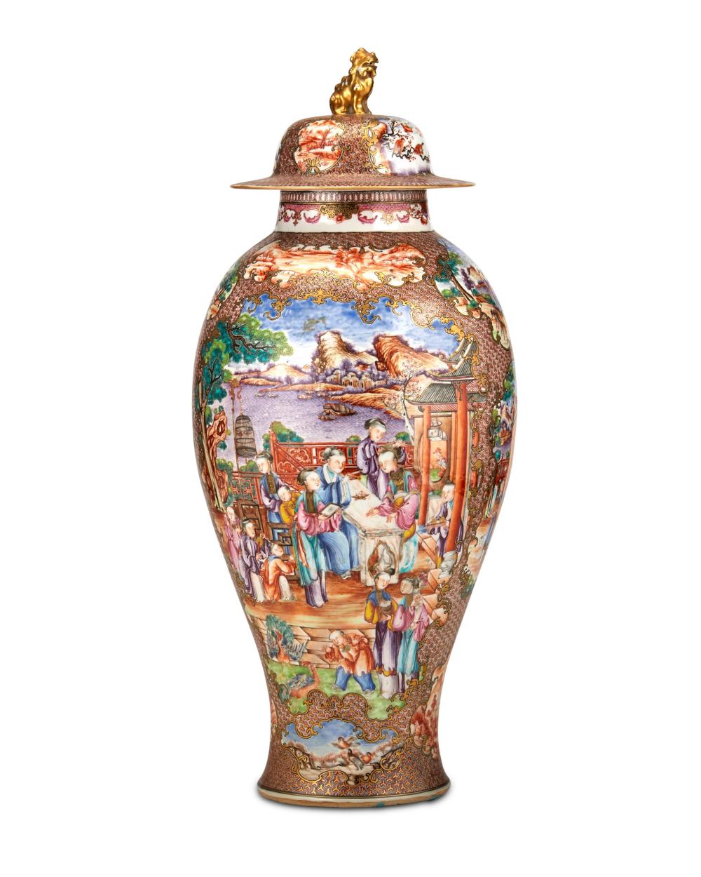 A CHINESE ROSE MANDARIN PORCELAIN