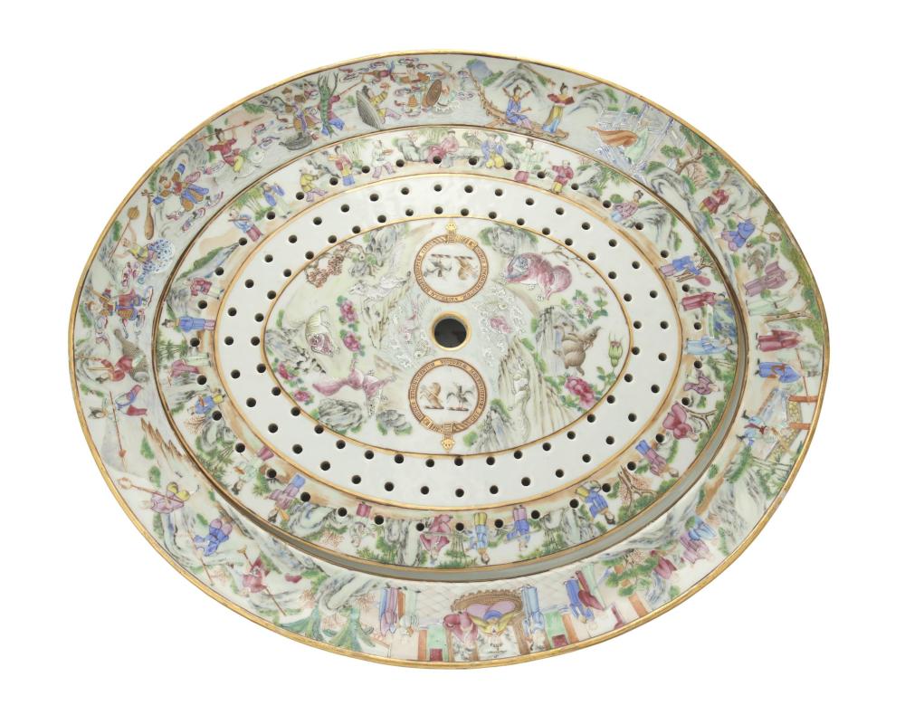 A CHINESE ROSE MANDARIN PORCELAIN