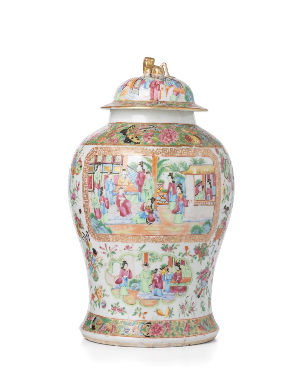 A CHINESE ROSE MANDARIN PORCELAIN