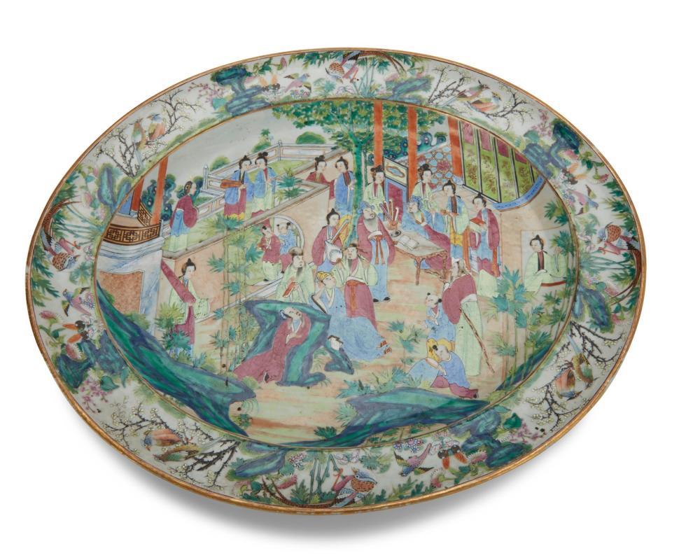 A CHINESE ROSE MANDARIN PORCELAIN