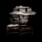 A Chinese Scholar's Rock
??
th