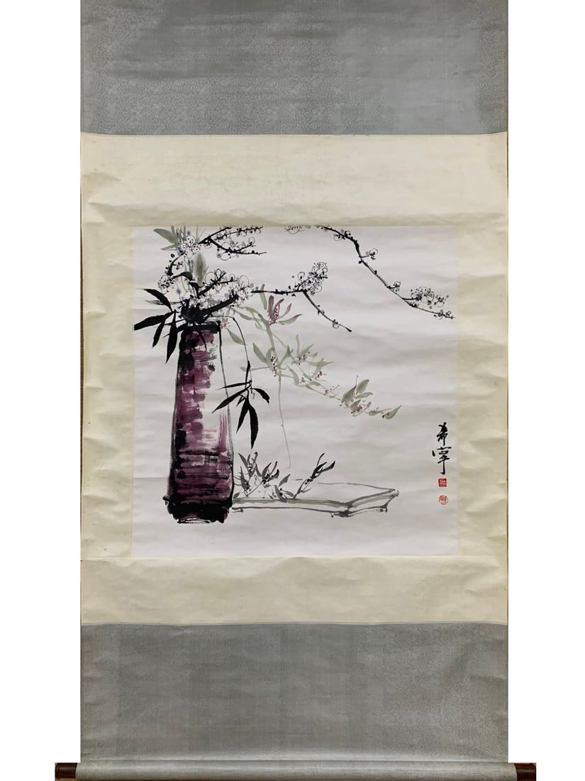 A CHINESE SCROLL PAINTINGHt.67cm