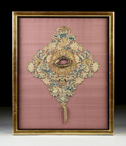 A CHINESE SILK AND GILT COUCHED