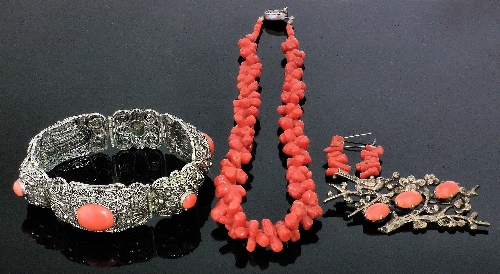 A Chinese silver and coral bracelet