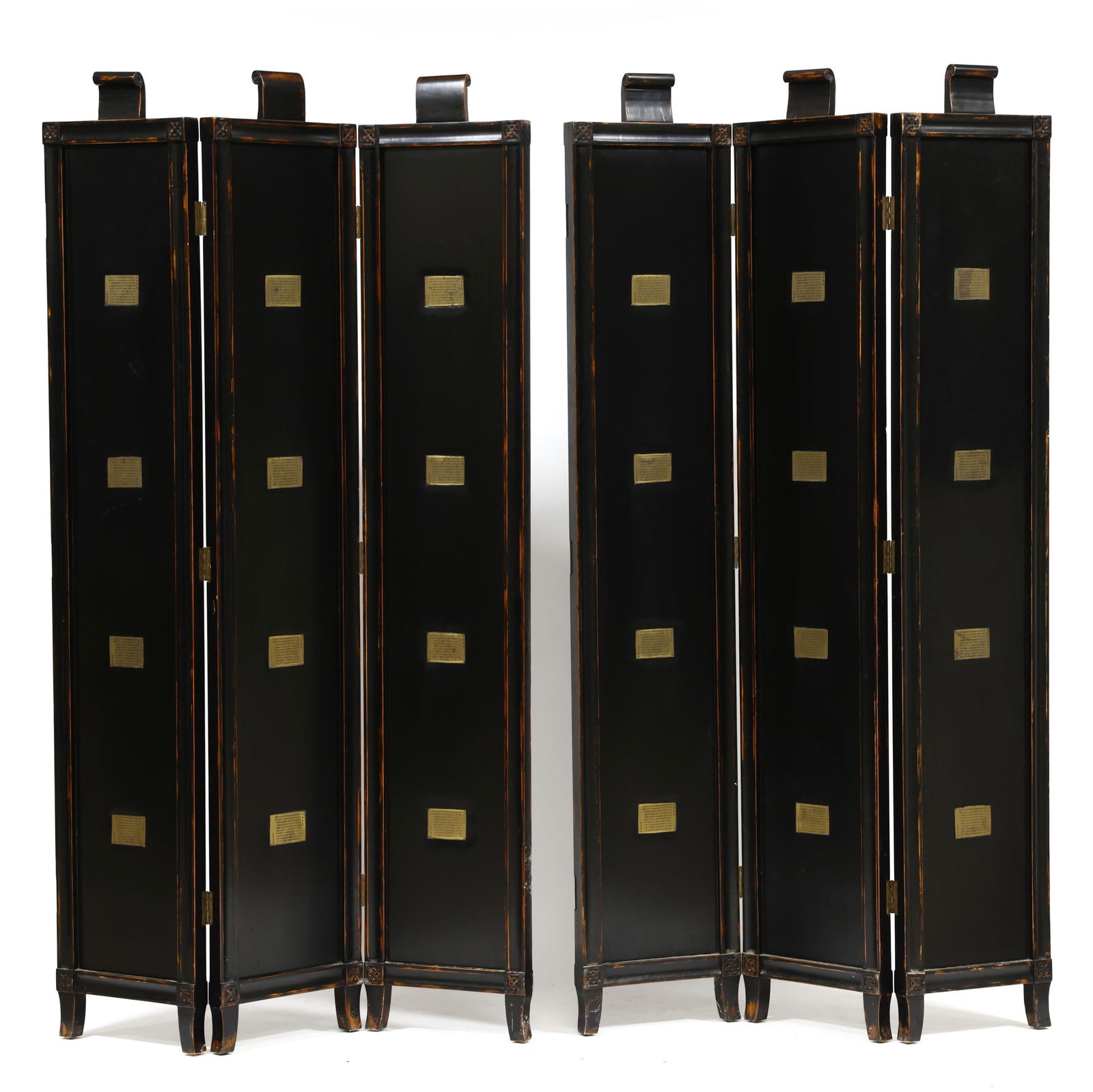 A CHINESE STYLE SIX PANEL FOLDING