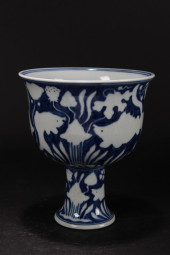 A CHINESE TALL-END AQUA-FORTUN