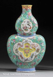 A Chinese Turquoise Ground Fam