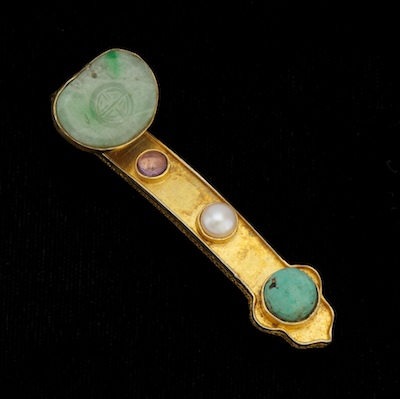 A Chinese Vermeil Ruyi Brooch