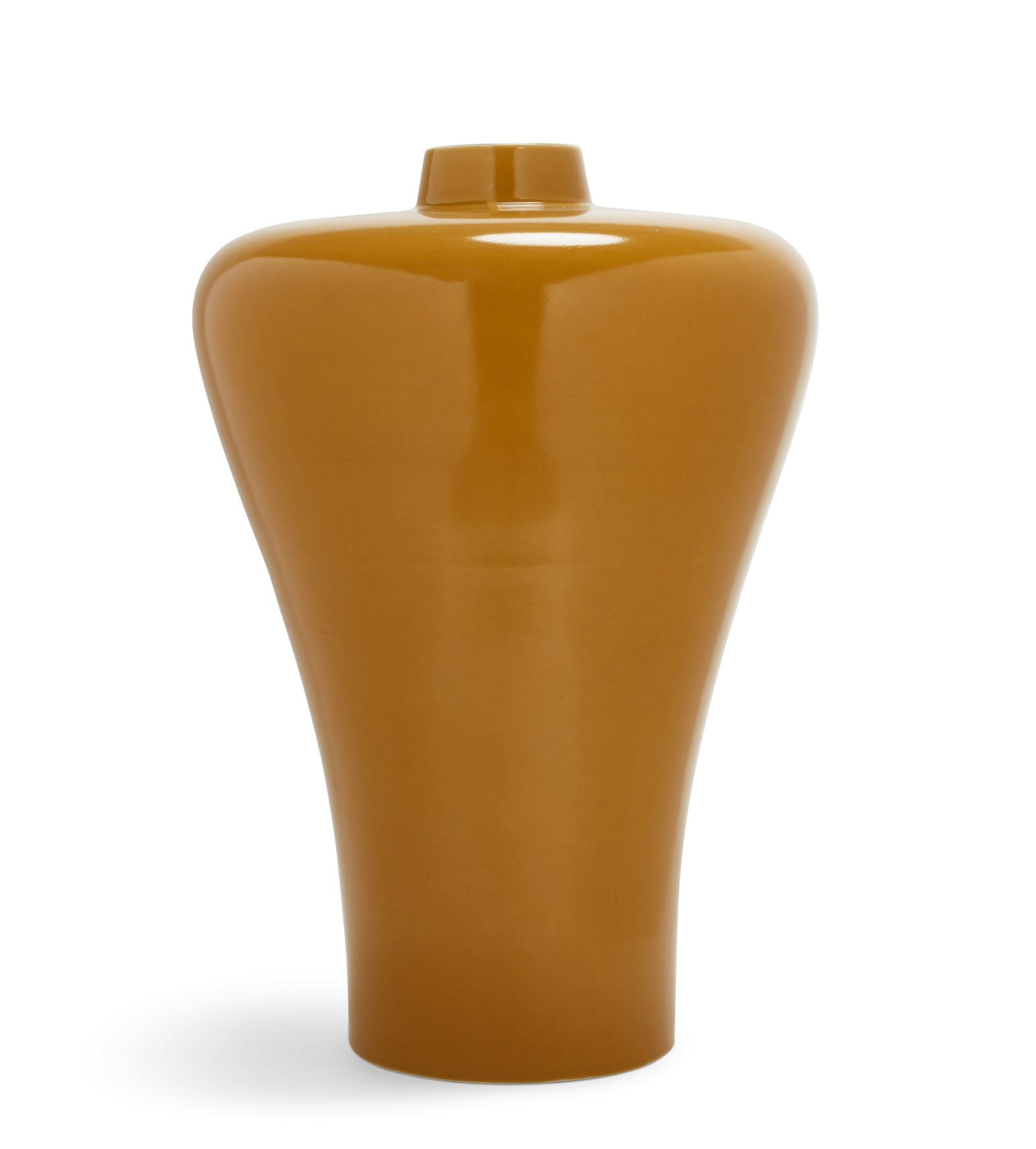 A CHINESE YELLOW GLAZED PORCELAIN