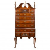 A CHIPPENDALE STYLE MAHOGANY H