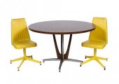 A CHROMCRAFT DINING TABLE WITH