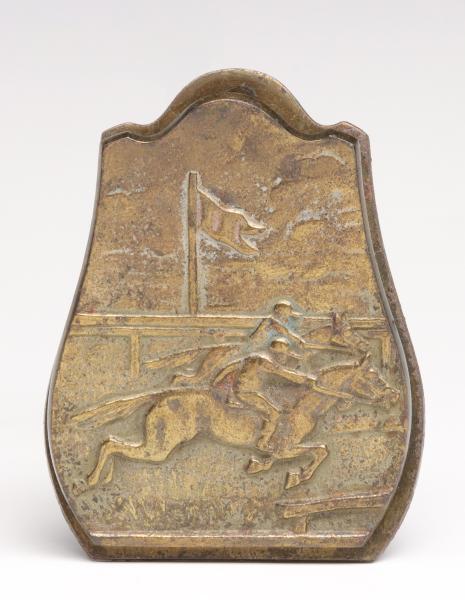 A CIRCA 1920S THOROUGHBRED RACE