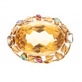 A CITRINE BROOCH WITH MULTI-GE