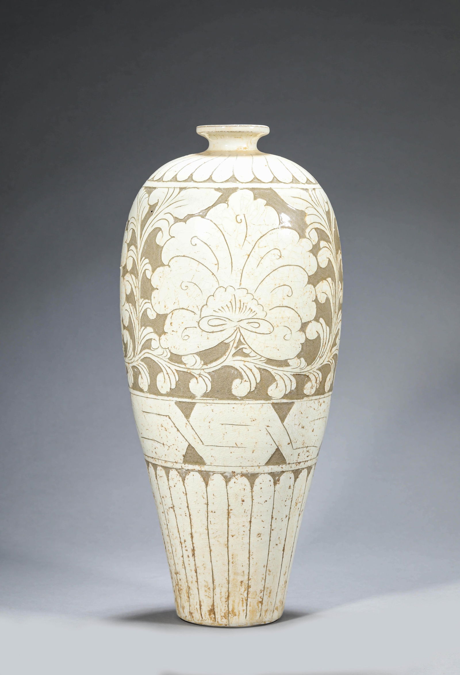 A CIZHOU TYPE WHITE-GLAZED AND