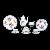 A COALPORT ASSEMBLED DINNER SE